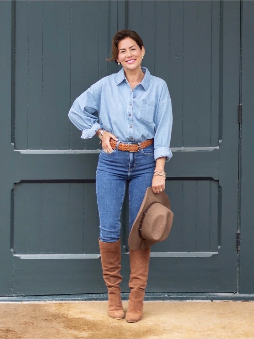 Jilly Box One Wednesday Chambray Button Down Shirt